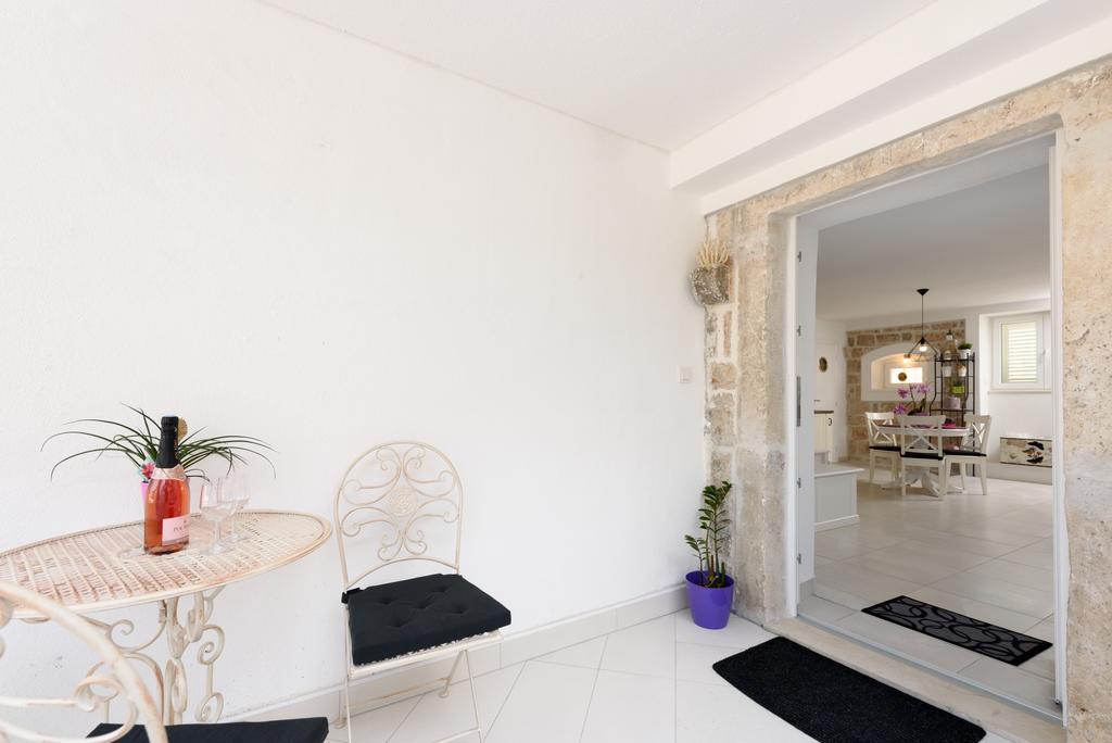 Apartmán Studio Tironi 2 -Sonja Trogir Exteriér fotografie